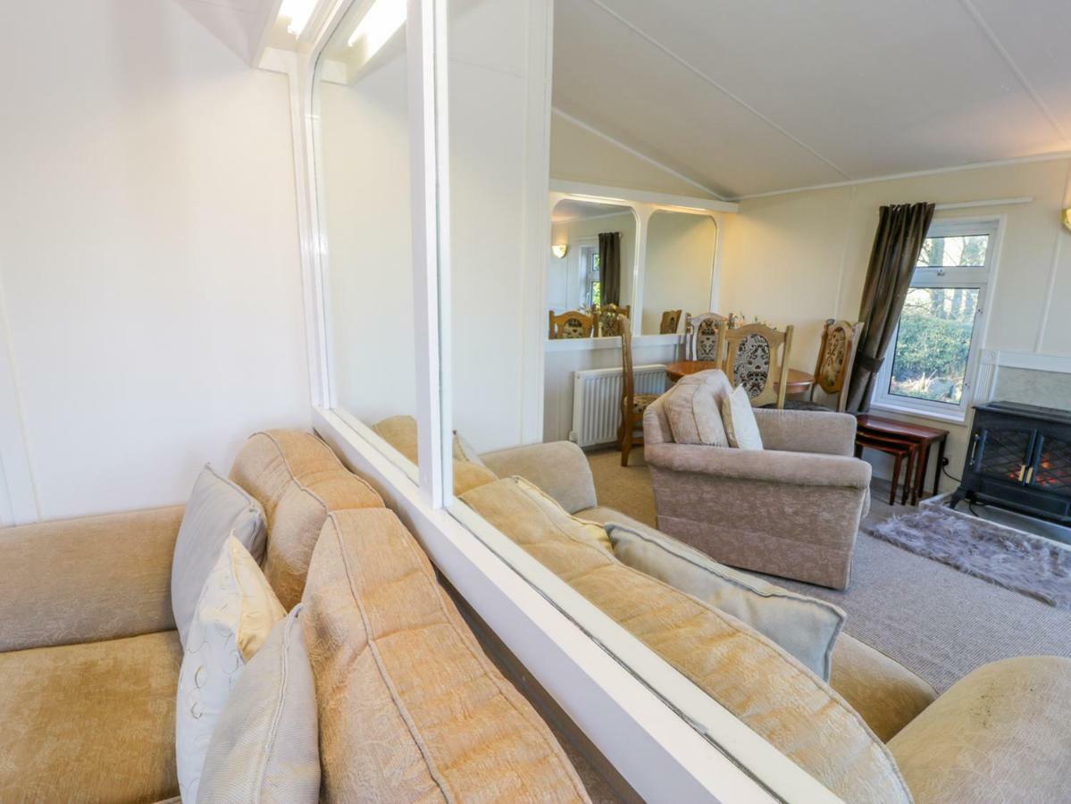 Caban Y Felin Villa Holyhead Buitenkant foto
